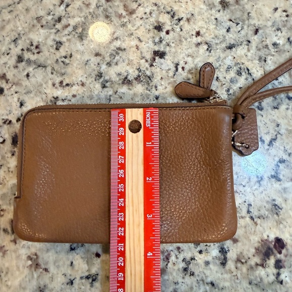 Coach Carmel Tan Leather Wristlet - Picture 4 of 6